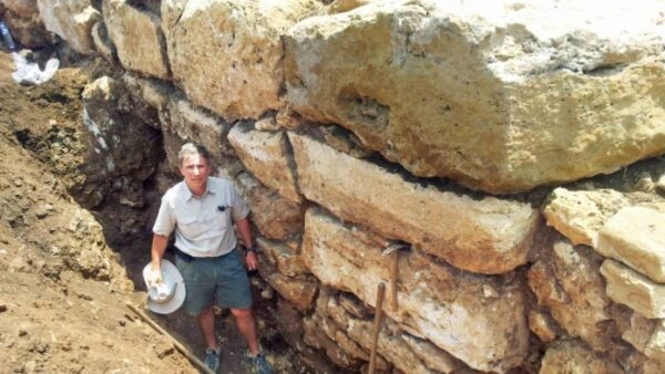 «Η αρχαιολογία έχει κοινωνική αποστολή», λέει ο ακαδημαϊκός Μ. Κοσμόπουλος, με αφορμή την εκδήλωση για τα 100 χρόνια της Ακαδημίας Αθηνών στο Μέγαρο Μουσικής στις 27/2