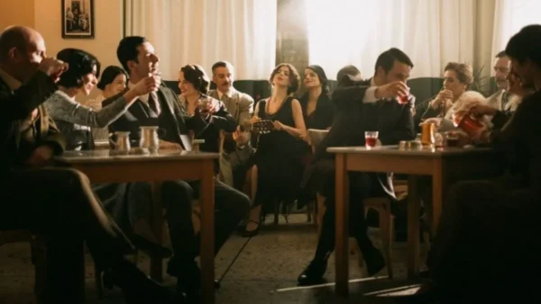 «ASTORIA» - Μια μουσική ιστορία για τους Έλληνες που άντεξαν...