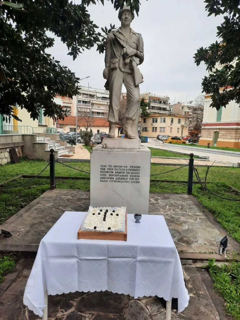 Σέρρες: Οι αστυνομικοί τίμησαν τη μνήμη των πεσόντων εν ώρα καθήκοντος συναδέλφων τους