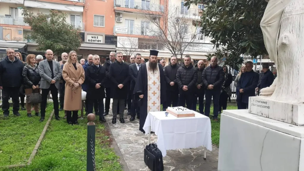 Σέρρες: Επιμνημόσυνη δέηση από στρατό και αστυνομία στη μνήμη των πεσόντων υπέρ πατρίδας και εν ώρα καθήκοντος - video