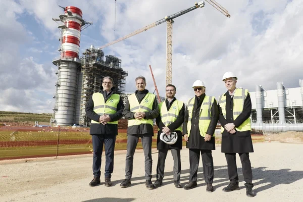 Επίσκεψη του Πρωθυπουργού στη Μονάδα Ηλεκτροπαραγωγής Αλεξανδρούπολης παρουσία του Διευθύνοντος Συμβούλου της ΔΕΠΑ Εμπορίας