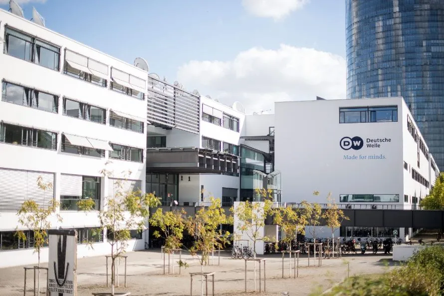 Κλείνει το Ελληνικό Πρόγραμμα της Deutsche Welle από το 2027