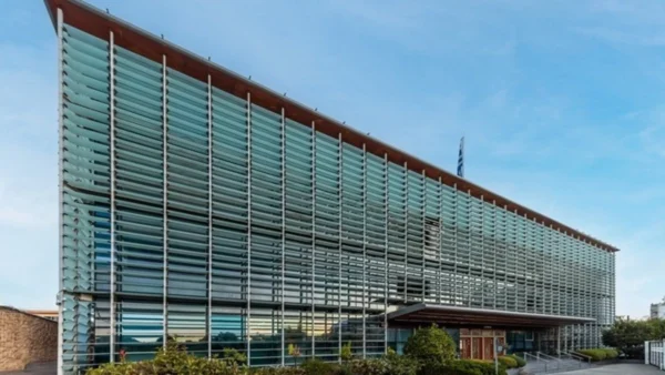 Από κλωστοϋφαντουργία σε ένα από τα μεγαλύτερα τεχνολογικά και επιχειρησιακά hubs της χώρας - Το εργοστάσιο που δεν σίγησε ποτέ