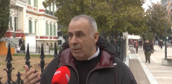 Μονιμότητα δημοσίων υπαλλήλων: Ποια η διαδικασία για να αναθεωρηθεί το σύνταγμα - video