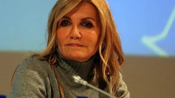 Μαρέβα Γκραμπόφσκι: Στο ΚΑΤ μετά από ατύχημα – Χειρουργήθηκε στα χέρια