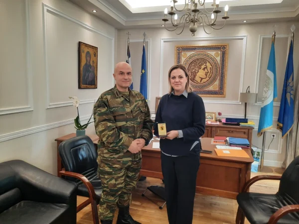 Με τους νέους Διοικητές της 10ης Μ/Π ΤΠ και των Πυροσβεστικών Υπηρεσιών συναντήθηκε η Δήμαρχος Σερρών