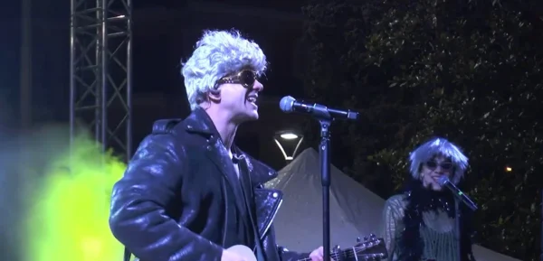 Αποκριάτικο ξεφάντωμα στην πόλη των Σερρών την Τσικνοπέμπτη - Πλημμύρισε από κόσμο η Πλατεία Ελευθερίας - video