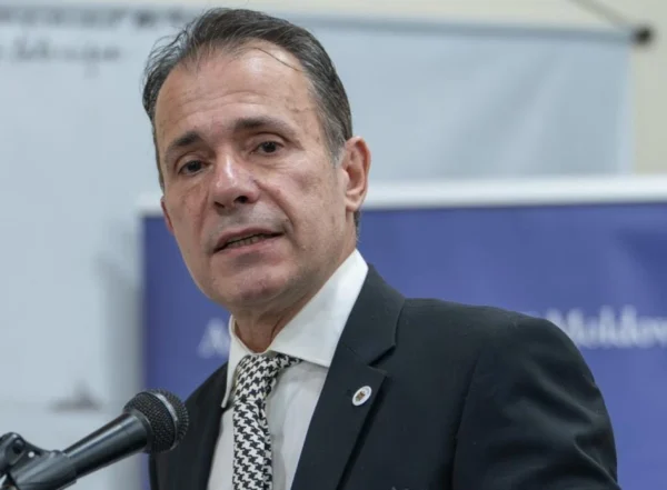 Γιώργος Παλάζης: "Η πληγή των funds που καταστρέφει ζωές" - video