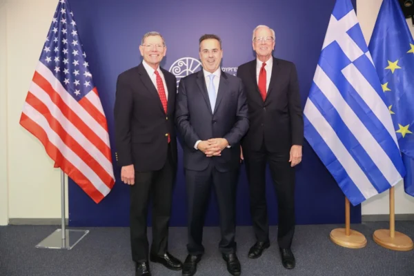 Συνάντηση του Υπουργού Περιβάλλοντος και Ενέργειας, κ. Σταύρου Παπασταύρου με αντιπροσωπεία του Κογκρέσου των ΗΠΑ