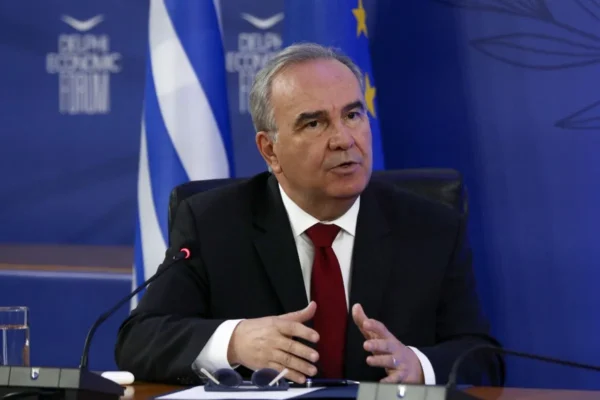 Ν. Παπαθανάσης: Νέα δράση για την υποστήριξη της ένταξης φοιτητριών και φοιτητών στην αγορά εργασίας