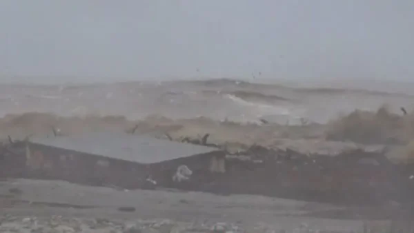 Λάρισα: Σοβαρά προβλήματα από την κακοκαιρία στα παράλια του νομού