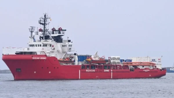 Το πλοίο της SOS Méditerranée ξαναρχίζει επιχειρήσεις διάσωσης στη θάλασσα