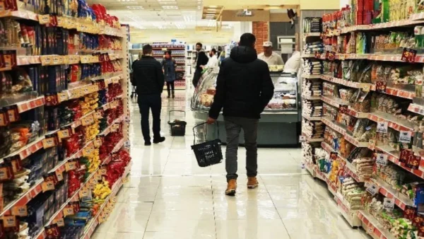 ΙΕΛΚΑ: Φθηνότερο το τυπικό καλάθι του σούπερ μάρκετ στην Ελλάδα σε σχέση με ευρωπαϊκές χώρες