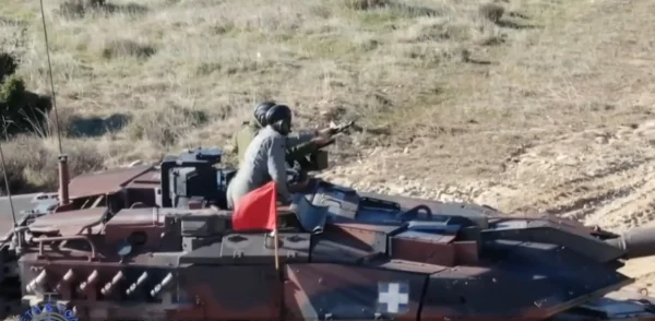 "Φωτιά και ατσάλι": Εντυπωσιακή άσκηση πυρός Leopard 2 HEL - video