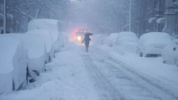 Αντιμέτωπες με σφοδρή χιονοθύελλα οι βορειοανατολικές ΗΠΑ