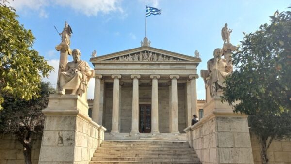 Ο δήμος Αθηναίων «ξεναγεί» τους κατοίκους του στην πόλη