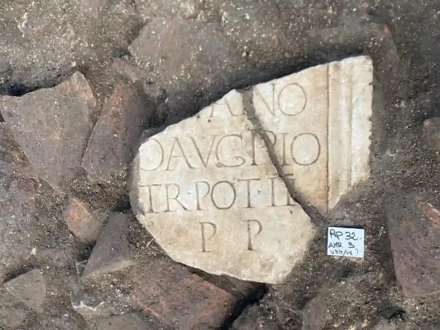 Ανασκαφές έφεραν στο φως ρωμαϊκή έπαυλη με προηγμένη υδραυλική τεχνολογία και έναν βυζαντινό θησαυρό