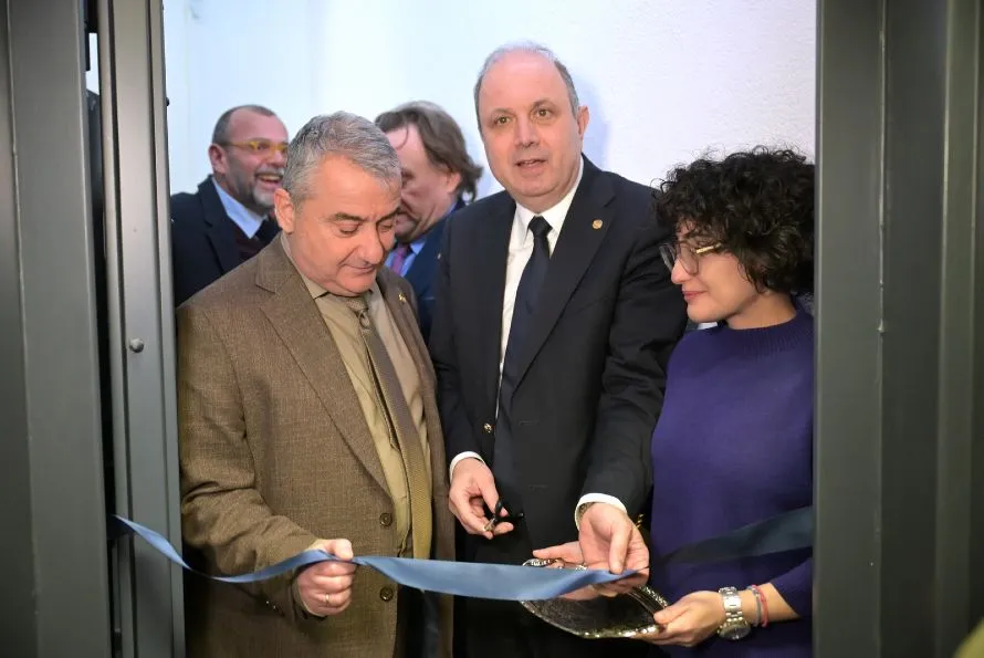 Στον αέρα το AUTh Radio - Το ΑΠΘ εγκαινίασε το νέο διαδικτυακό ραδιόφωνο