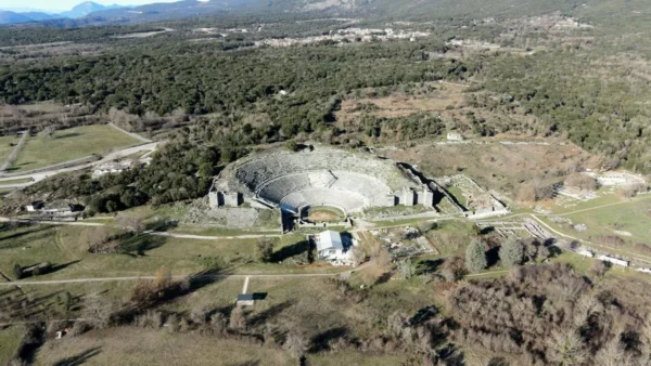 Αρχαίο Θέατρο Δωδώνης: Ένα από τα μεγαλύτερα θέατρα της αρχαιότητας, δείτε βίντεο