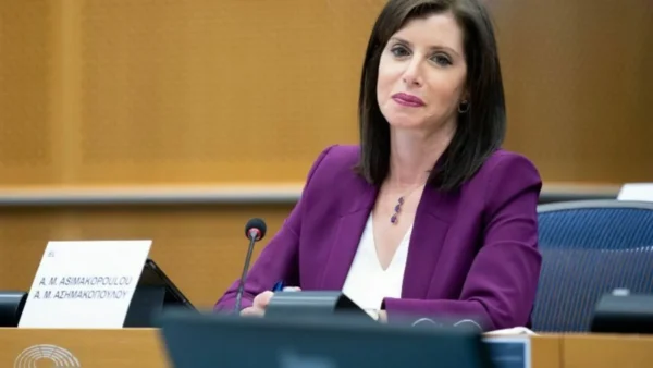 Ξεκίνησε η δίκη της Άννας-Μισέλ Ασημακοπούλου για την υπόθεση διαρροής δεδομένων Ελλήνων κατοίκων εξωτερικού