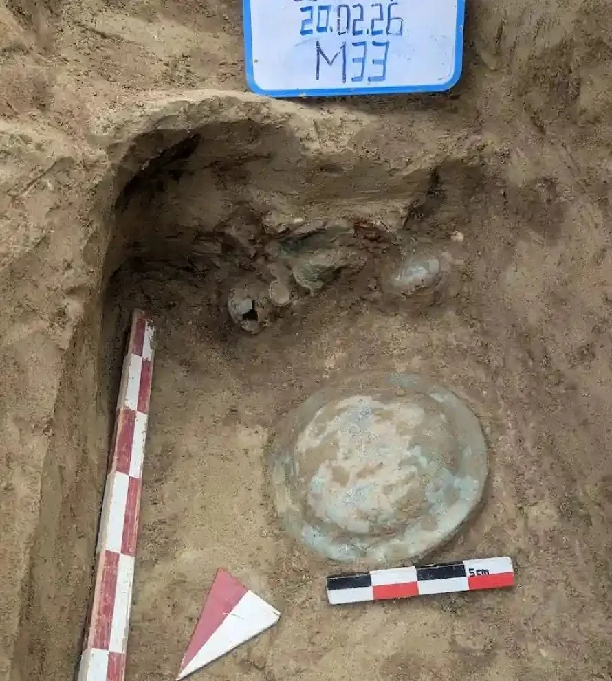 Ανακαλύφθηκαν 34 ρωμαϊκοί τάφοι και κατακόμβες – Η ελληνική επιγραφή στην πόλη που πέθανε ο Οβίδιοςω