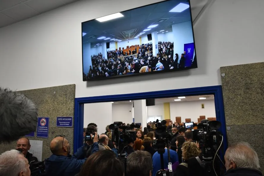 Συνεχίζεται η δίκη για το δυστύχημα των Τεμπών - Στο εδώλιο 36 άτομα