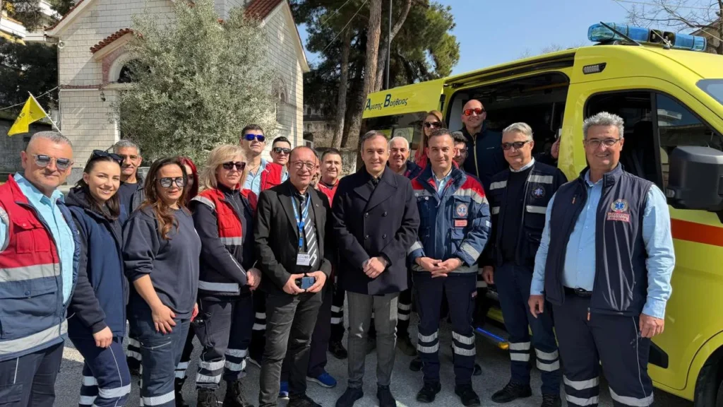 Παραδόθηκε από τη ΜΕΓΑ ΑΕ το υπερσύγχρονο ασθενοφόρο στο ΕΚΑΒ Σερρών - Θερμές ευχαριστίες από τις αρχές - video