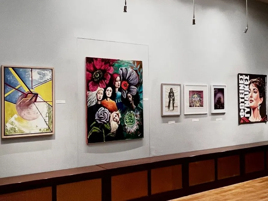 H αξία της ισότητας και η δύναμη της γυναικείας φωνής στην έκθεση «Γυναίκα & Φως» στο ΙΜΜΑ