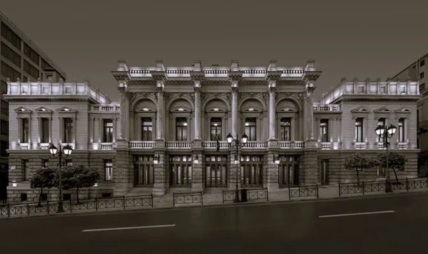 Τσίλλερ: Ο παθιασμένος ελληνολάτρης και τετραπέρατος επιχειρηματίας, που άφησε τη σφραγίδα του σ΄ ολόκληρη τη χώρα και πέθανε στην ψάθα