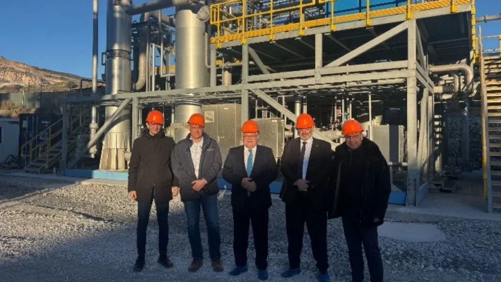 Ξεκινά η λειτουργία της μονάδας HIRECORD που δεσμεύει το 90% του CO2 που παράγουν μεγάλες βιομηχανίες