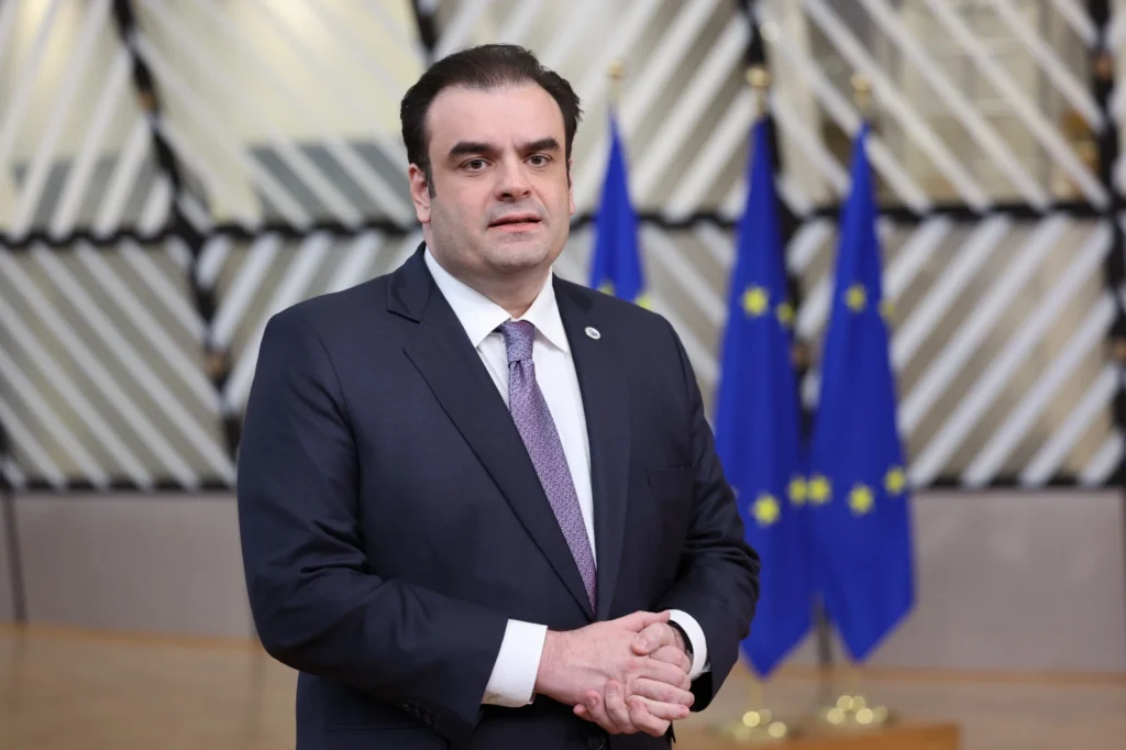 Κυριάκος Πιερρακάκης: «Πρέπει να εστιάσουμε στο πώς θα στηρίξουμε τα νοικοκυριά, τις επιχειρήσεις και τους πολίτες»