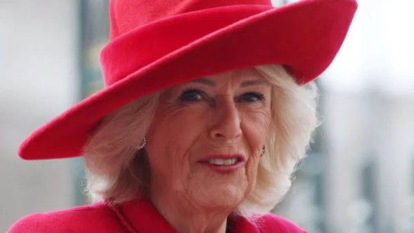 Βασίλισσα Καμίλα: Η προσωπική εξομολόγηση για τη δύναμη των βιβλίων σε ντοκιμαντέρ του ΒΒC