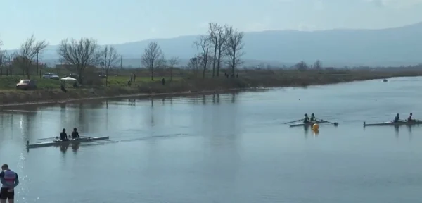 Αγώνες κωπηλασίας στο Κωπηλατοδρόμιο Πεθελινού Σερρών - video