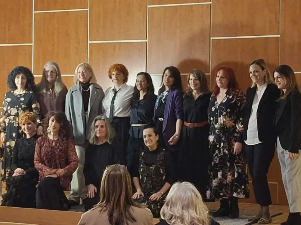 Με επιτυχία η αφηγηματική παράσταση «ΛΙΟΓΕΝΝΗΤΕΣ – Γυναικείες μορφές στο μύθο και το παραμύθι»