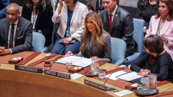 Μελάνια Τραμπ στο Συμβούλιο Ασφαλείας: “H ειρήνη δεν χρειάζεται να είναι εύθραυστη”