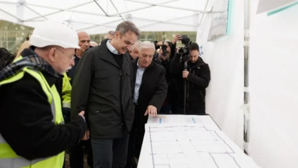 Θεσσαλονίκη - Κυρ. Μητσοτάκης: Επενδύουμε στη σχολική στέγη, η πόλη έχει αλλάξει - Στα εργοτάξια δύο υπό ανέγερση σχολείων ο πρωθυπουργός
