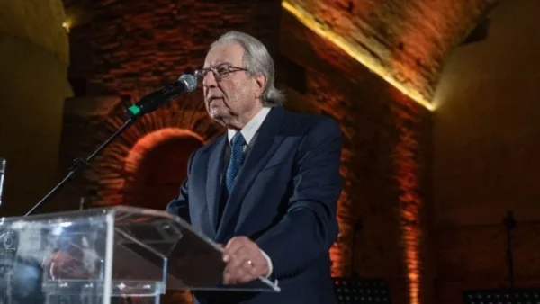 Παγκόσμια Ημέρα Ελληνικής Γλώσσας: Ιστορικό γεγονός η αναγνώριση της από την UNESCO είπε ο Γ. Μπαμπινιώτης