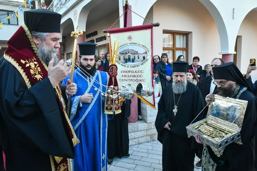 Η Νιγρίτα υποδέχθηκε το Τίμιο Ξύλο από την Μονή Αγίου Παύλου του Αγίου Όρους