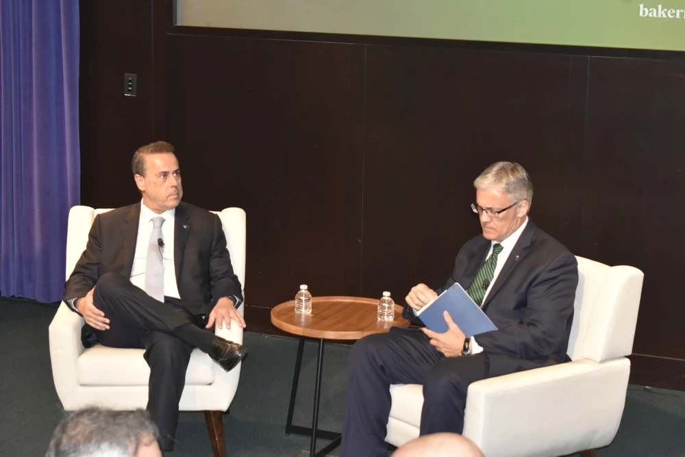 Στ. Παπασταύρου στο Baker Institute: «Η ανάπτυξη του τομέα υδρογονανθράκων εντάσσεται στην στρατηγική ενεργειακού ρεαλισμού που ακολουθεί η Κυβέρνηση»