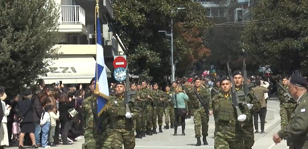 25η Μαρτίου: Με περηφάνεια και καμάρι η παρέλαση στις Σέρρες – video