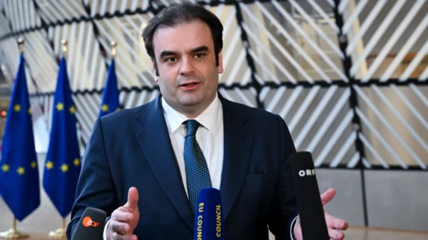 Κυριάκος Πιερρακάκης στο Eurogroup: «Προτεραιότητα η προστασία των νοικοκυριών και η σταθερότητα της ευρωπαϊκής οικονομίας»