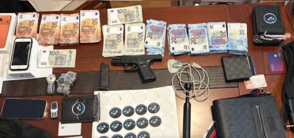 Κατερίνη: Συνελήφθη ανήλικος για παραχάραξη νομισμάτων και διακίνηση τραπεζικών καρτών – κλώνων