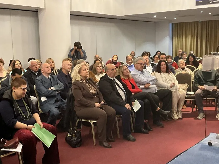 «Σπάμε τη σιωπή και μιλάμε για την ψυχική υγεία» – Κατάμεστο το Ξενία Βόλου στην εκδήλωση γνωριμίας του ΣΟΦΨΥ Μαγνησίας