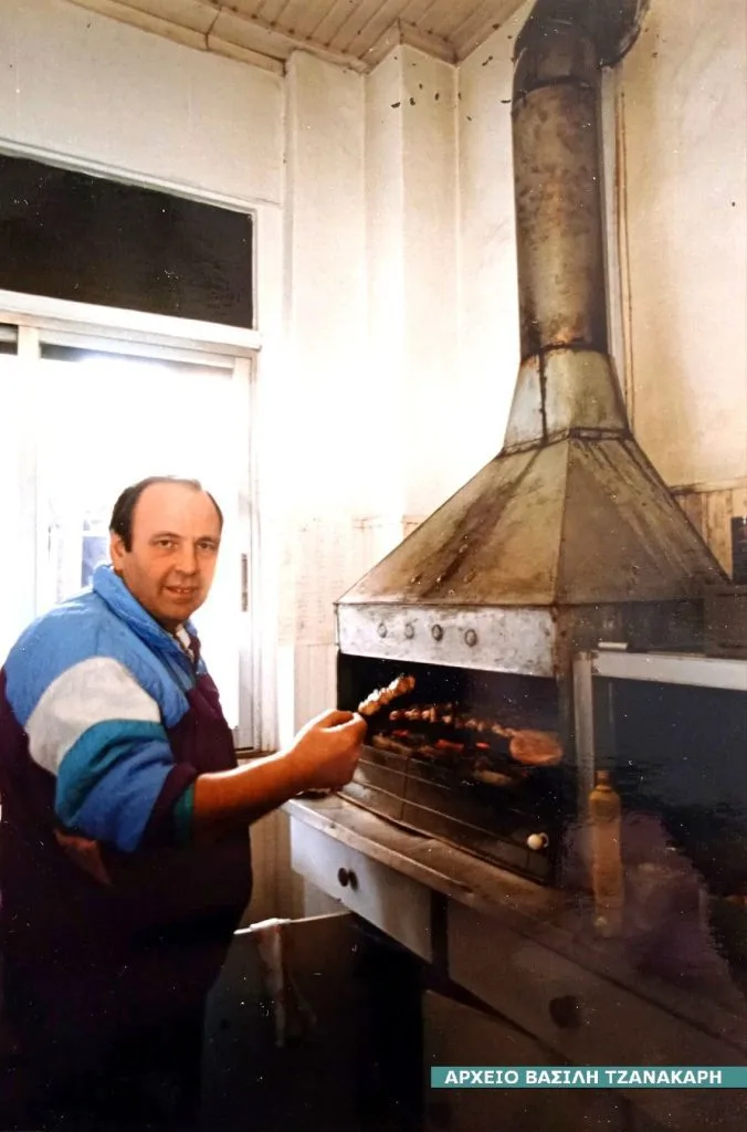 Από τον παππού στο εγγονό, ο Βλάχος επιστρέφει