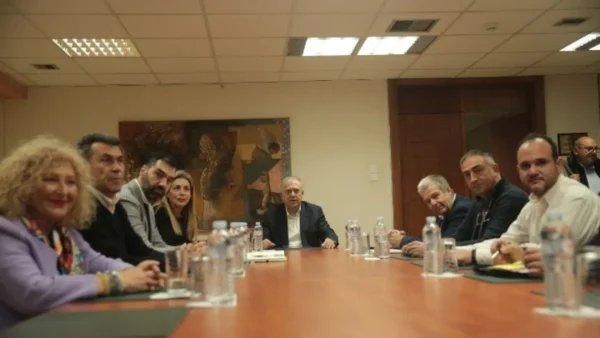 Συμφωνία στη συνάντηση Τ. Θεοδωρικάκου με βενζινοπώλες - Απομακρύνονται οι κινητοποιήσεις