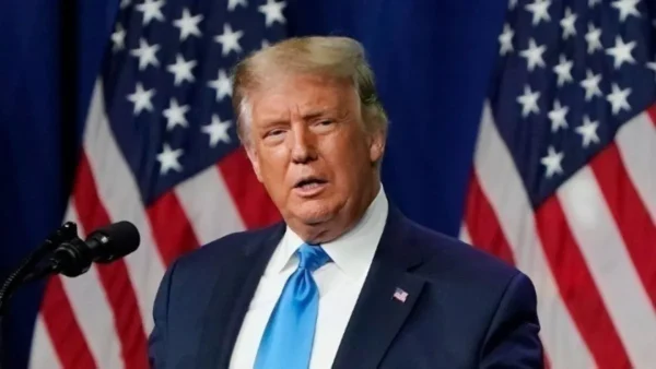 Τραμπ: Οι ΗΠΑ θα αποχωρήσουν από τις επιχειρήσεις στο Ιράν στο πολύ κοντινό μέλλον