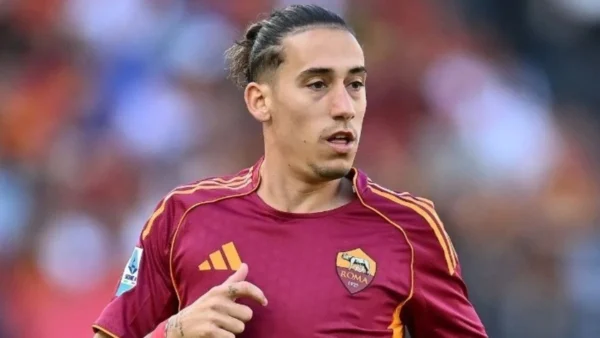 Ο Τσιμίκας παρελθόν από την Λίβερπουλ