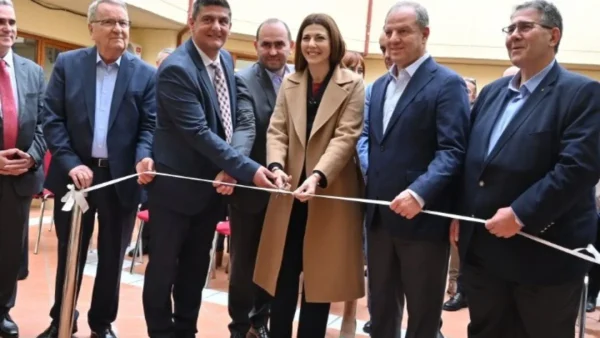 Ισότητα ευκαιριών και βιωματική γνώση για όλα τα παιδιά, τόνισε η υπ. Παιδείας Σ.Ζαχαράκη