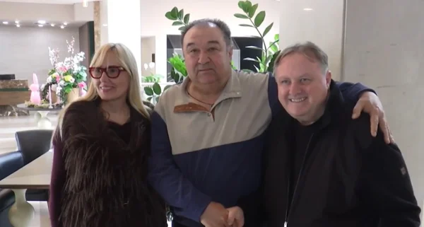 Radu Groza: Ετοιμάζουμε περιοδεία στη Ρουμανία για να διαφημίσουμε την ελληνική μουσική - video