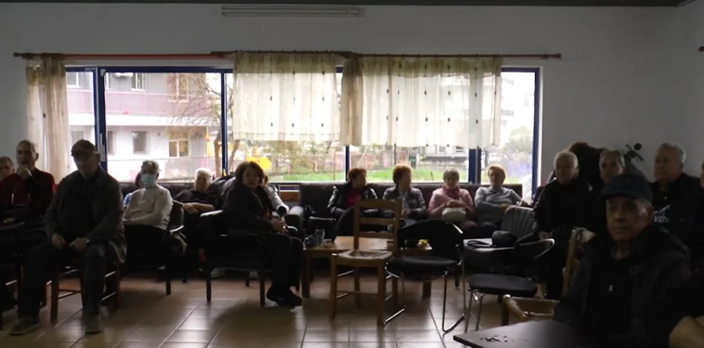 Ενημερωτική δράση για τις τηλεφωνικές απάτες στον χώρο του Α' ΚΑΠΗ Σερρών - video